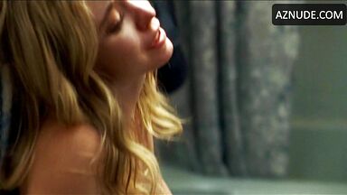 Sydney Sweeney } Scene in Euphoria