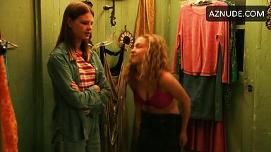 Teens undressing
