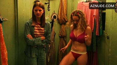 Teens undressing