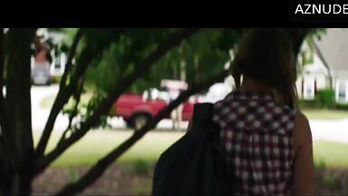 Sydney Sweeney hot in Along Came The Devil
