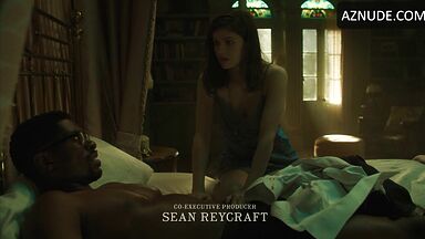 Alexandra Daddario Sexy in Anne Rice's Mayfair Witches