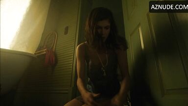 Alexandra Daddario Sexy in Anne Rice's Mayfair Witches