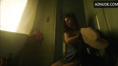 Alexandra Daddario Sexy in Anne Rice's Mayfair Witches