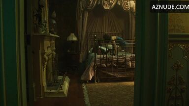 Alexandra Daddario Sexy in Anne Rice's Mayfair Witches