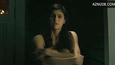 Alexandra Daddario naked in Anne Rice's Mayfair Witches