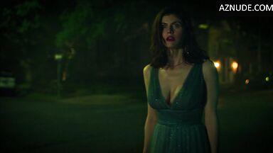 Alexandra Daddario sexy witch