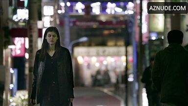 Alexandra Daddario fucked in Lost Girls and Love Hotels
