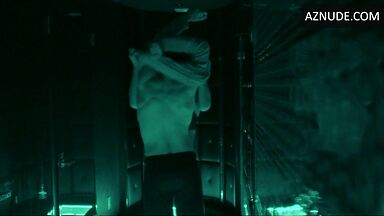 Alexandra Daddario fucked in Lost Girls and Love Hotels