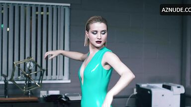 Slow sexy dancing